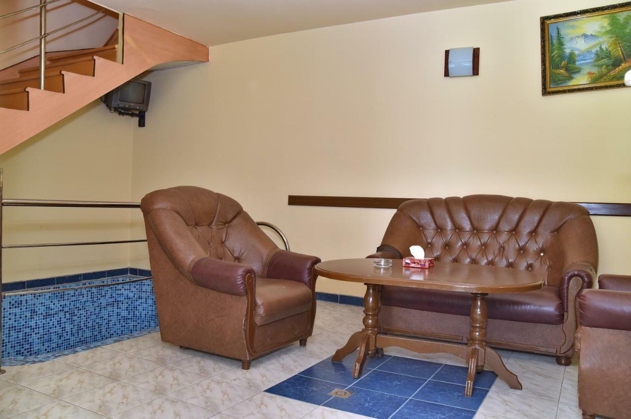 Zvartnots Ojakh Hotel Yerevan Exterior photo